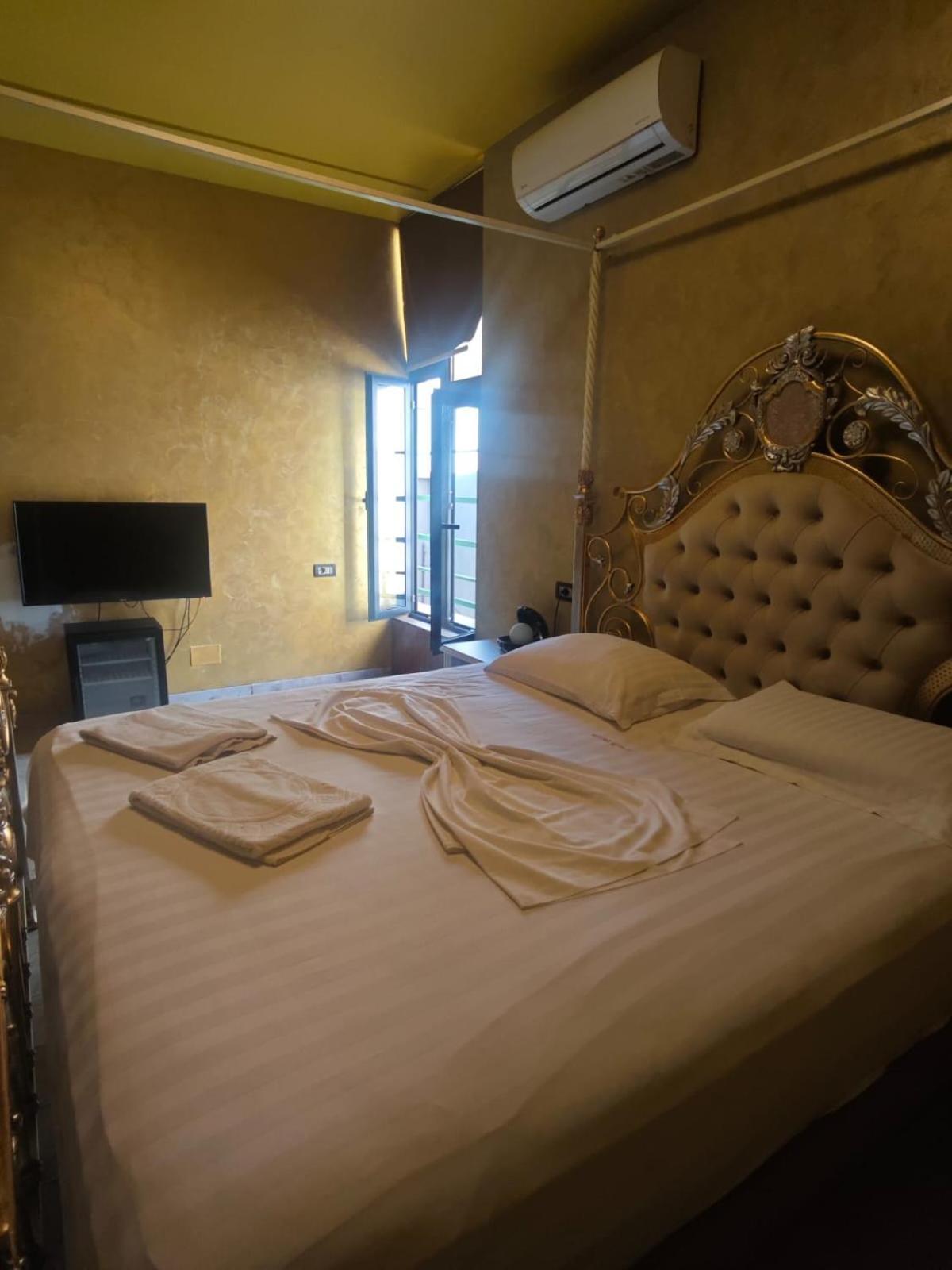 Boutique Artist Hotel Tirana
